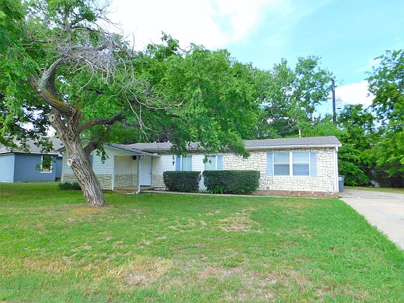 2nd image of 306 E Park Dr
