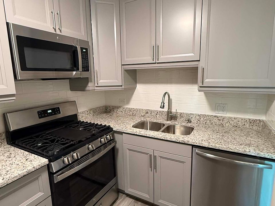 1st image of 36 Gant Cir Unit A