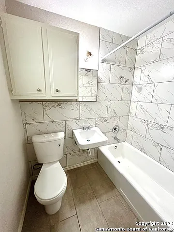 643 W Summit Ave #12 — Photo 9