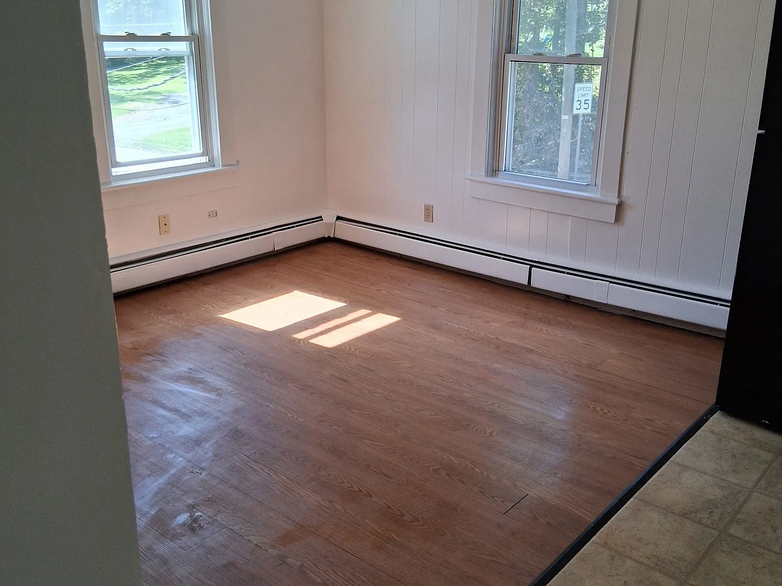 2 bed, 900 sqft, $1,150 — Photo 3