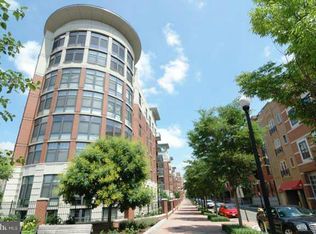 1021 N Garfield St APT 946, Arlington, VA 22201