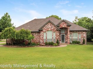 2709 Steeplechase Rd, Edmond, OK 73034