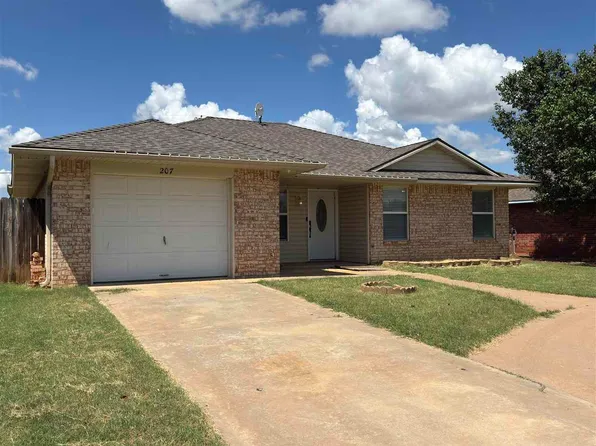 207 E B Ave, Cache, OK 73527
