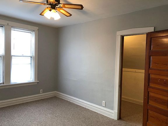 2nd image of 4123 N Whipple St #3