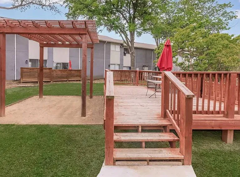 6011 Frontage Rd #30 — Photo 4