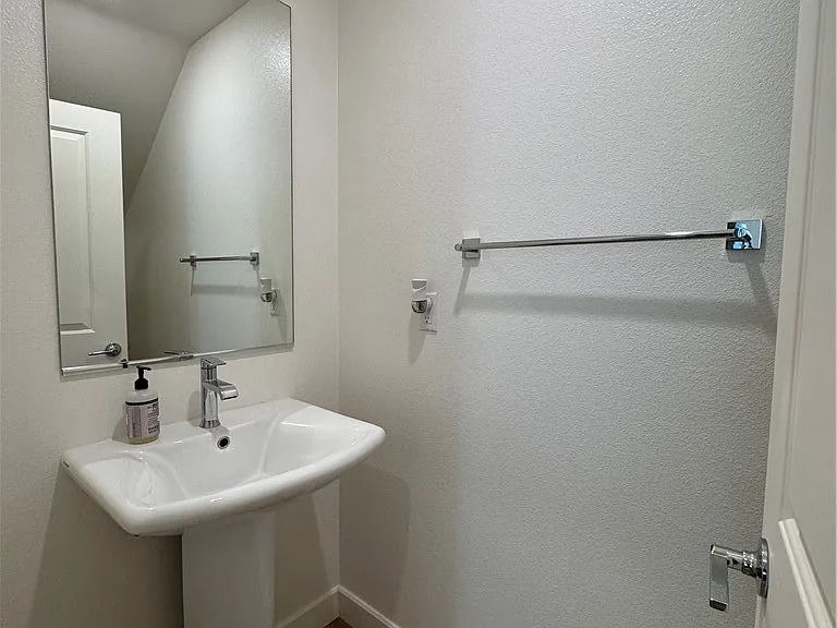 29 Lyric Way — Photo 6