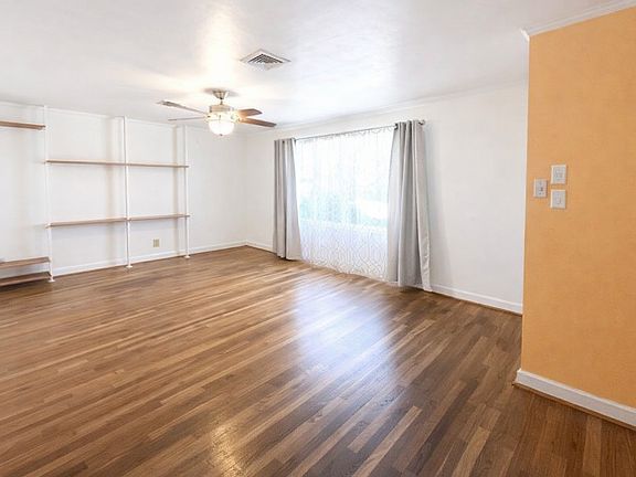 2nd image of 963 Woodrow Ave #B