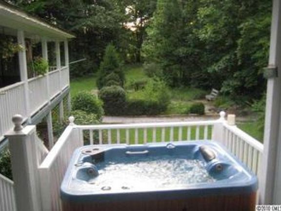 5th image of 1245 Quiet Creek Dr
