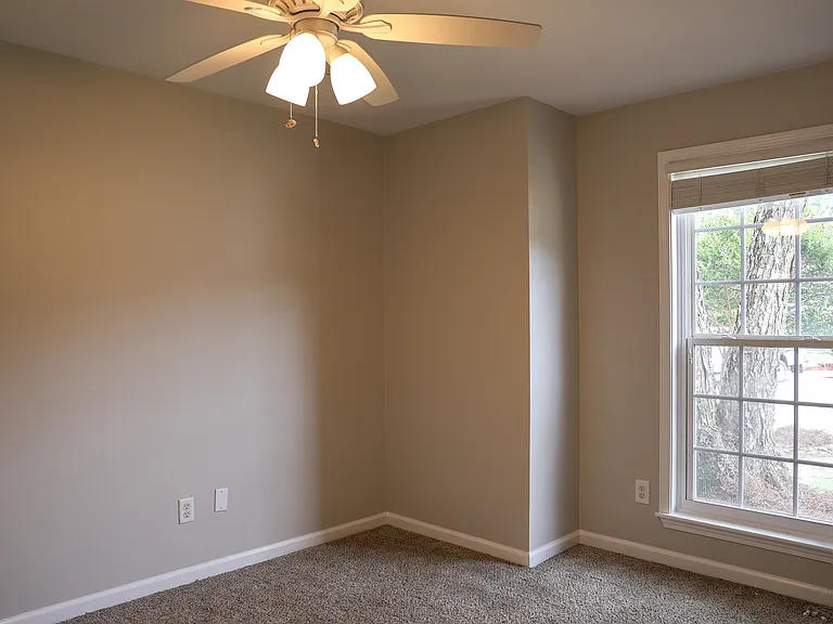 172 Brookhollow Dr — Photo 7
