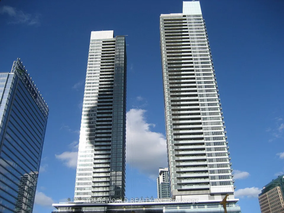 55 Bremner Blvd #1206