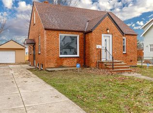 864 E 236th St, Euclid, OH 44123