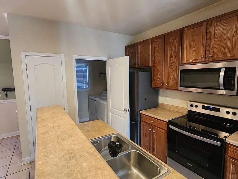 9667 Mendenhall View Dr — Photo 6