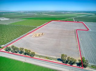 8830 S Sonoma Ave, Tranquillity, CA 93668