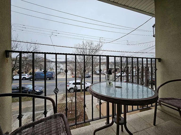 783 Rossville Ave #2 — Photo 9