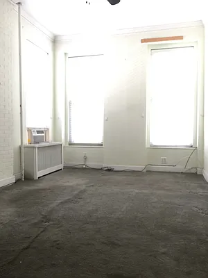 Rented by Wolf Brokerage LLC | media 38