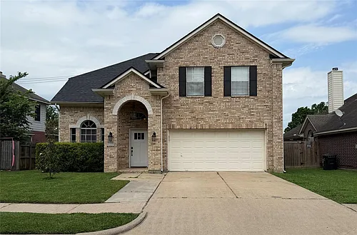1113 Shadowbend St Photo 1