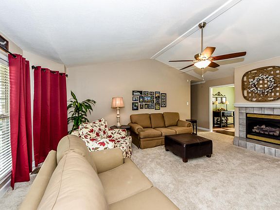 4th image of 3508 Brandon Lee Dr