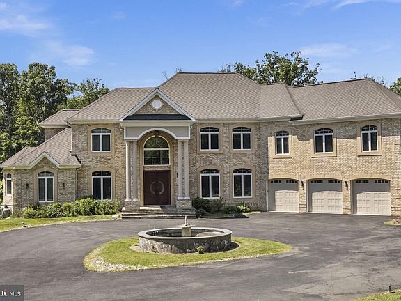 2nd image of 5848 Doyle Rd