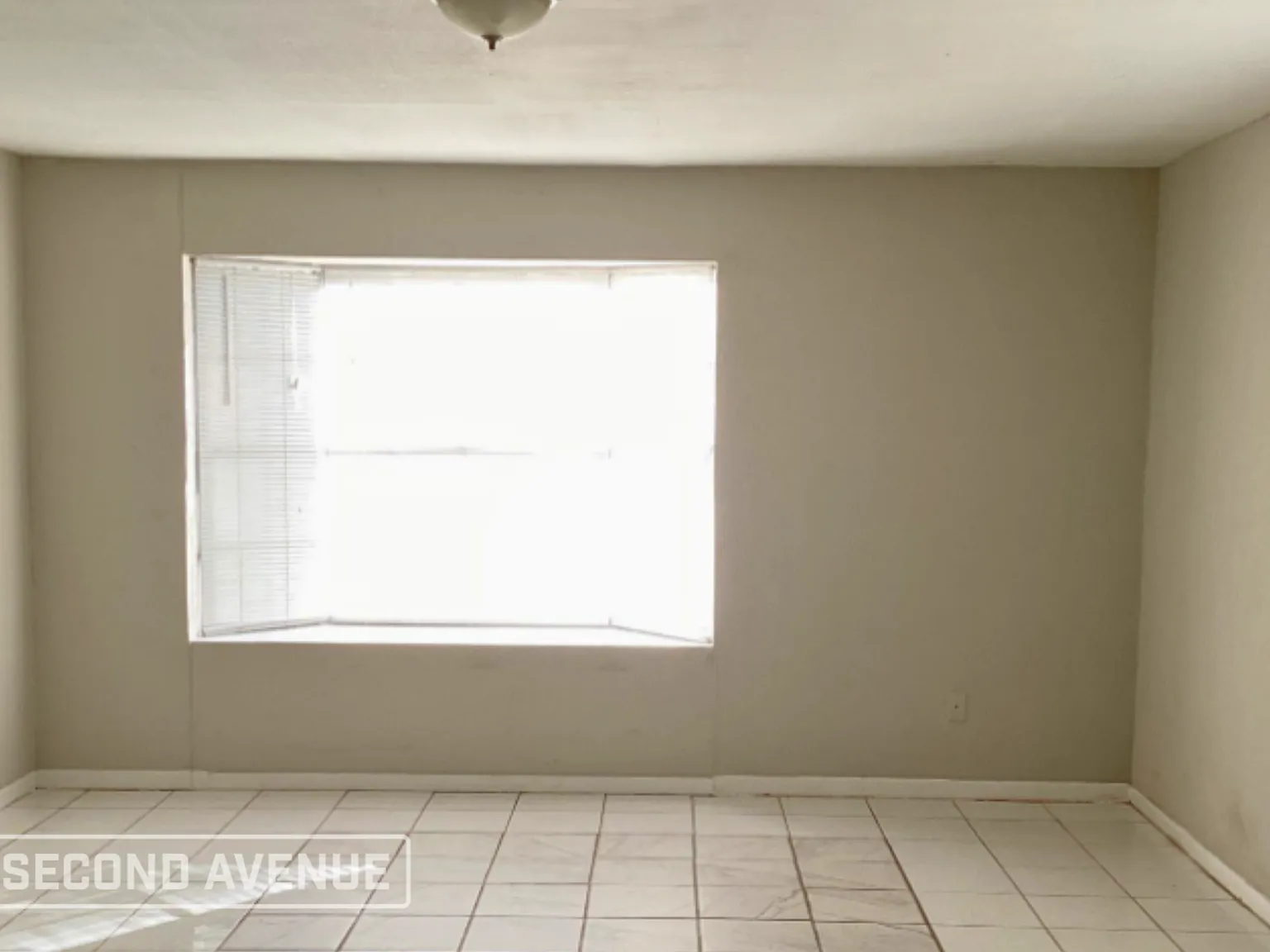 3 bed, 2.0 bath, 1744 sqft, $1,695 — Photo 3