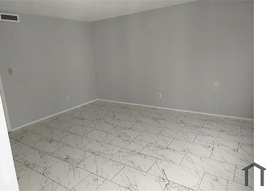 2nd image of 250 S Lamar St #256