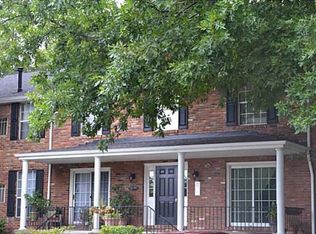 942 Guyasuta Ln, Aspinwall, PA