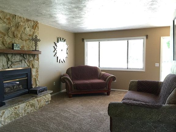 4th image of 6811 N Albert Ln