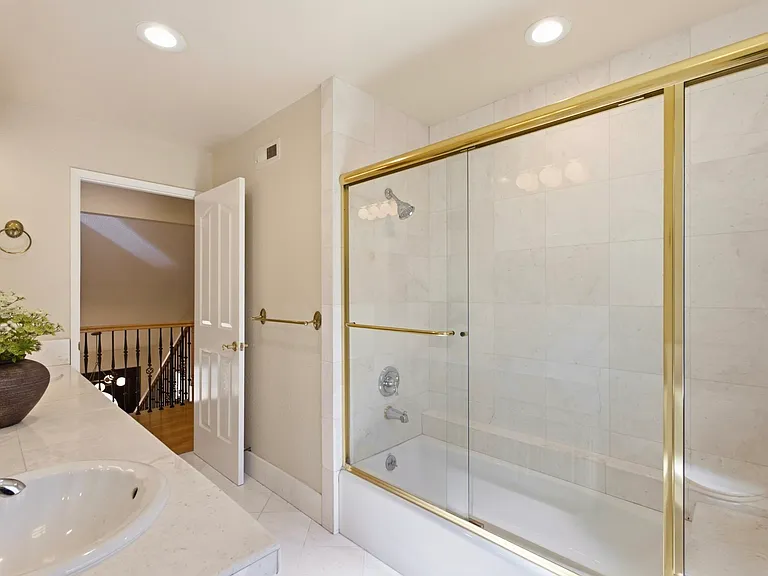 7175 Cahen Dr — Photo 23
