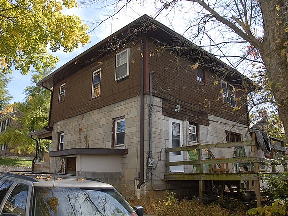 2nd image of 416 S Lincoln St