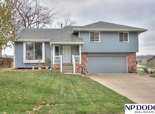 20025 Pearl St, Elkhorn, NE 68022