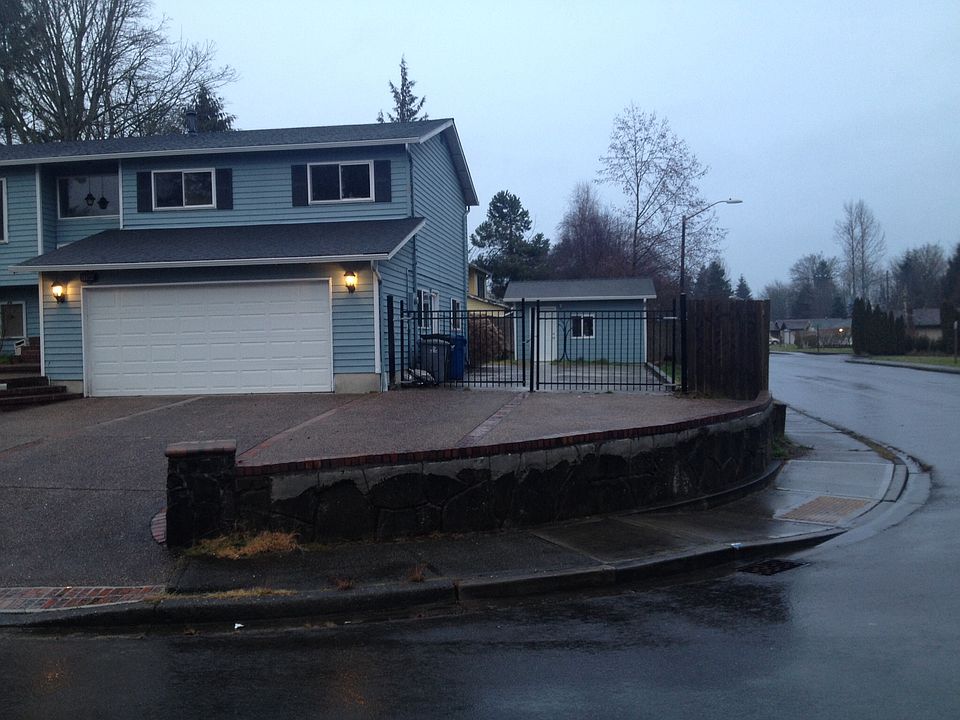 2nd image of 12644 SE 214th St