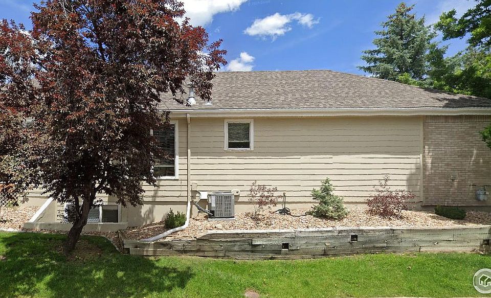 2nd image of 7347 Windsor Dr