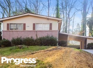 2732 Riggs Dr, East Pt, GA 30344