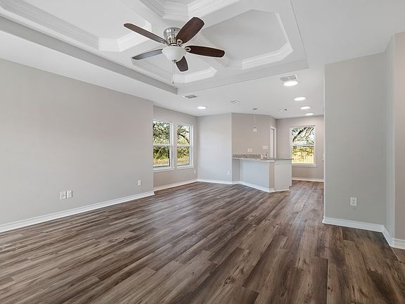 5th image of 1909 Admiral Ln