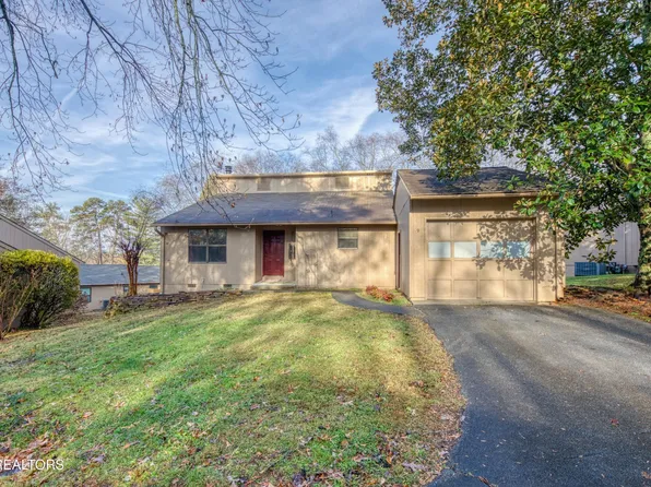 8709 Olde Colony Trl APT 9, Knoxville, TN 37923