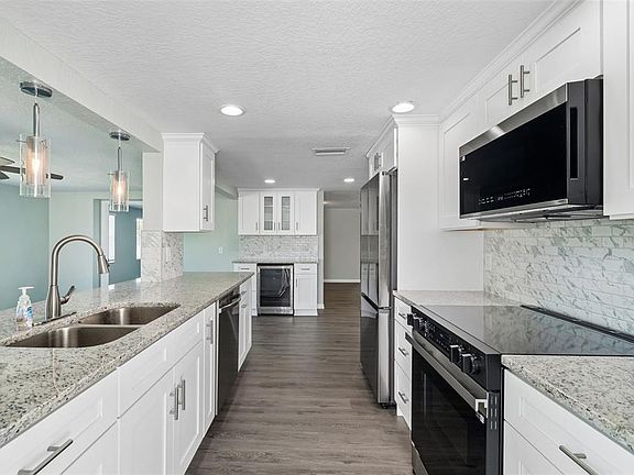 3rd image of 4417 Rudder Way