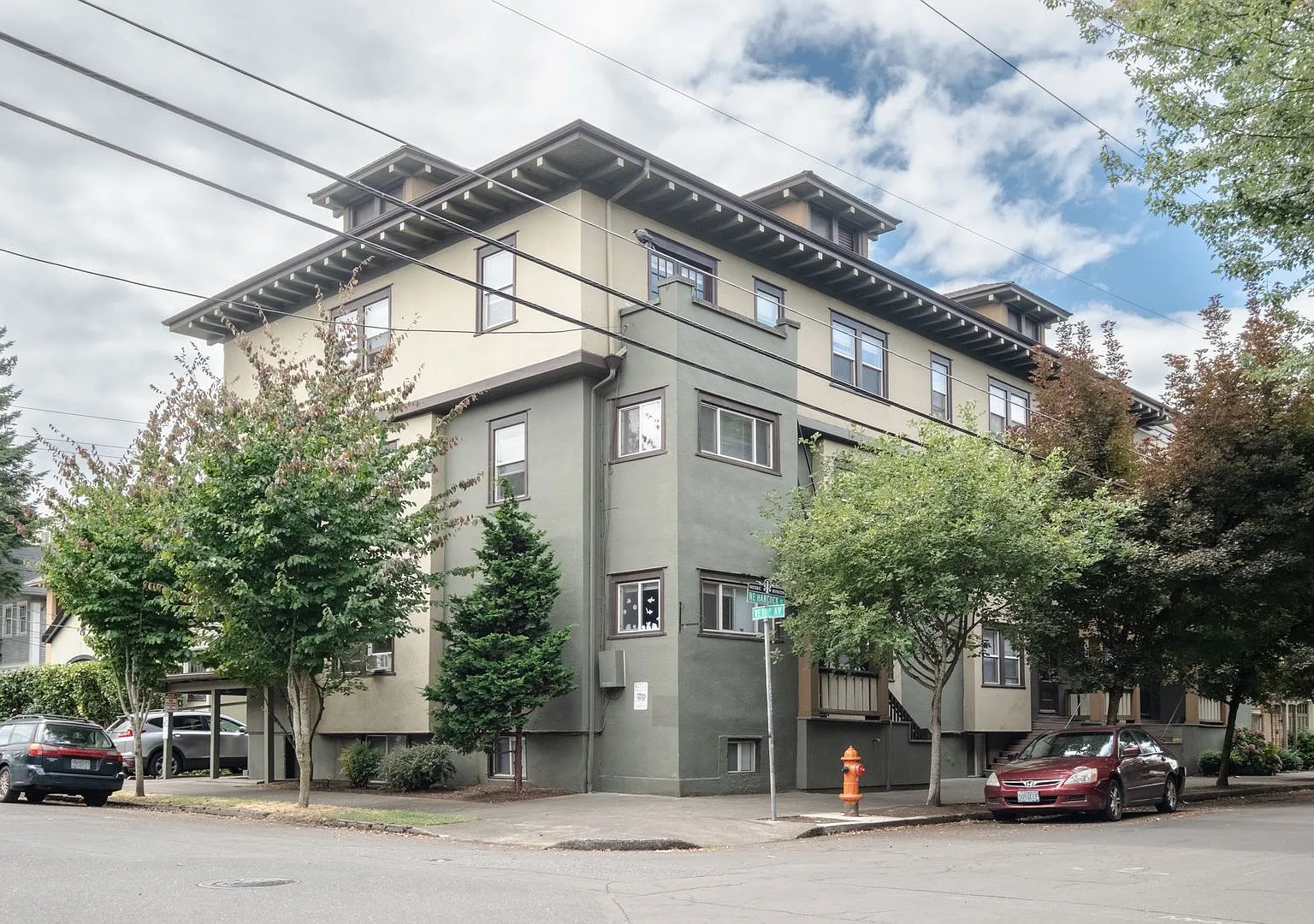 Bonnie Brae Apartments (Wald02) — Photo 1