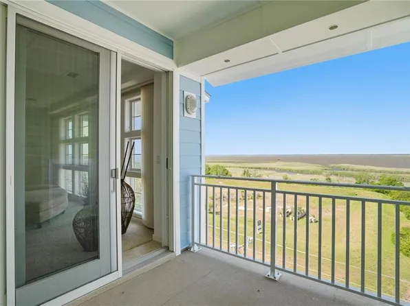 3738 Sandpiper Rd APT 435B, Virginia Beach, VA 23456