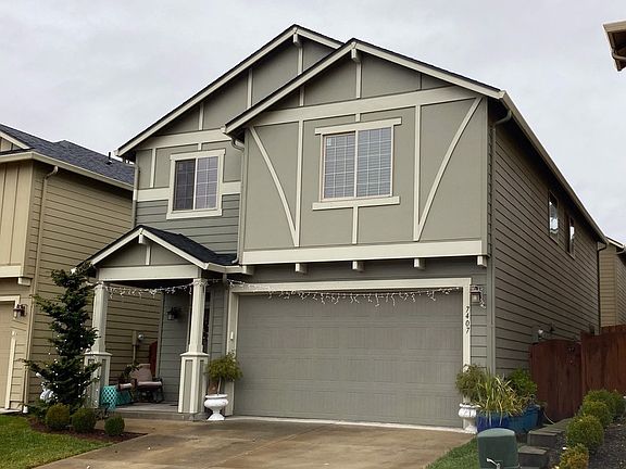 2nd image of 7407 NE 32nd Ave