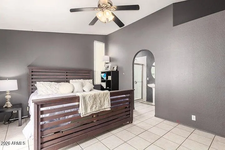 862 W Saragosa St — Photo 8