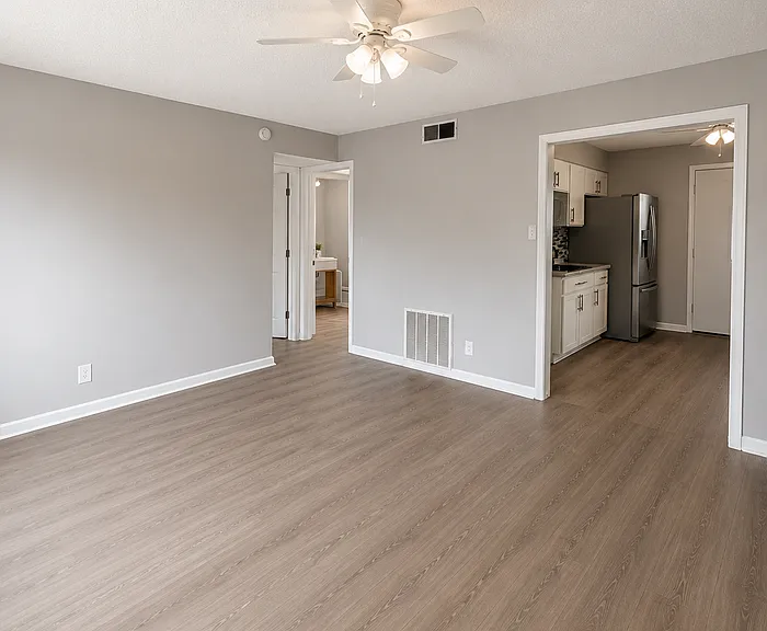 201 Shari Dr #D — Photo 2