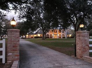 24420 Stuebner Airline Rd, Tomball, TX 77375