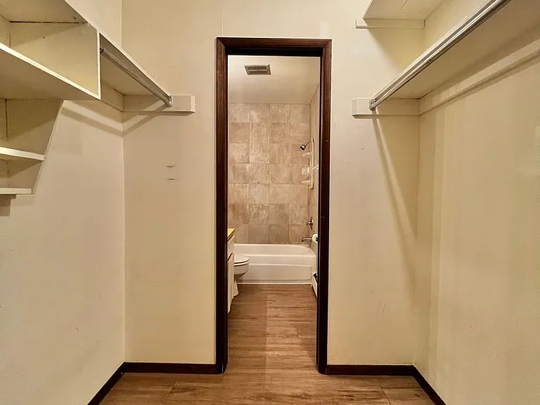 Dartmouth129 (KC-AM) — Photo 12