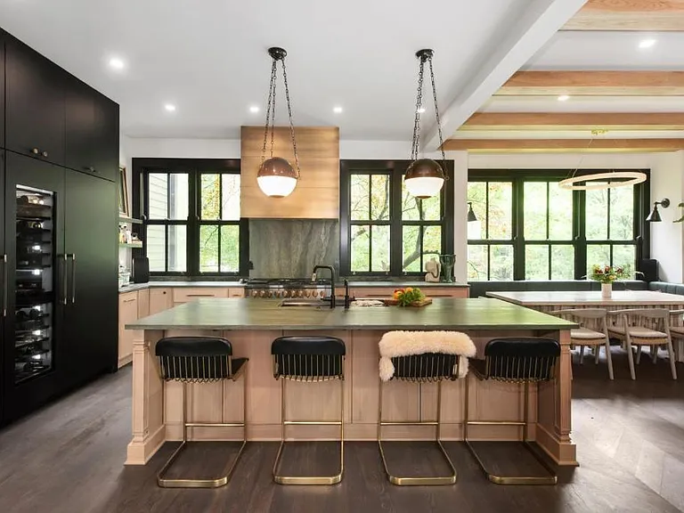 349 N Highland Ave NE #MH — Photo 4
