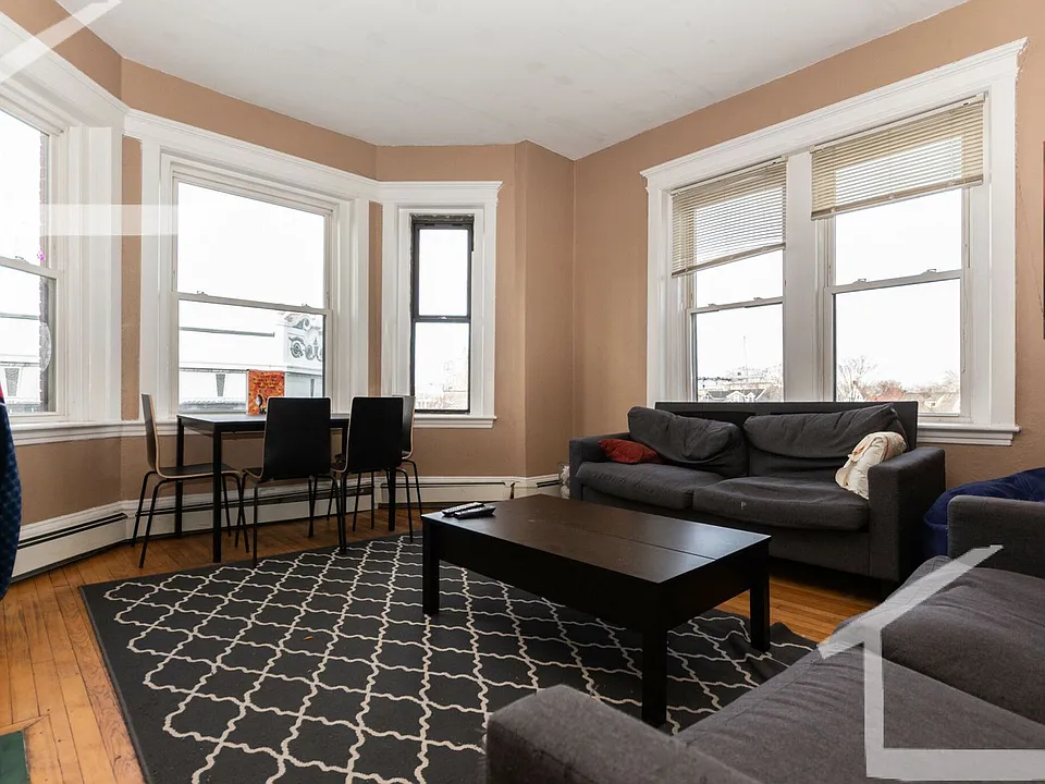 194 Harvard Ave #7G