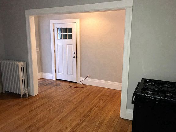 Living room looking toward entry 