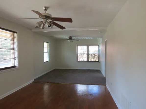 1312 Kennerly Rd, Irmo, SC 29063