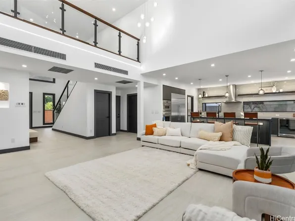 554 W Hind Dr, Honolulu, HI 96821