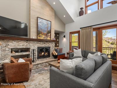 425 Wood Rd APT 43, Snowmass Village, CO, 81615