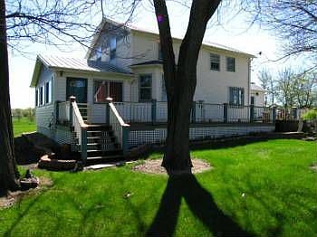 2nd image of W753 E Waushara St