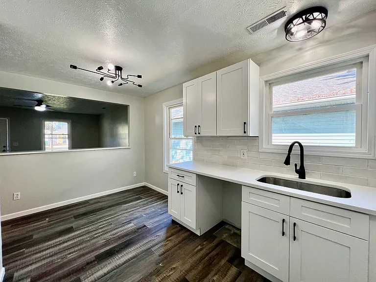 28 Sycamore Dr — Photo 8